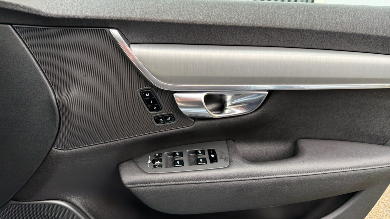 Volvo V90 2.0 T4 Momentum Plus 5dr Geartronic Petrol Estate